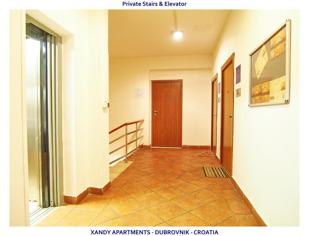 Xandy Apartment *